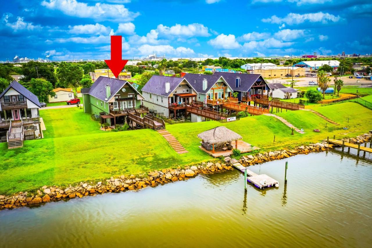 Luxury Waterfront Home Family And Pet Friendly Near Surfside Beach 11 Mins 프리포트 외부 사진