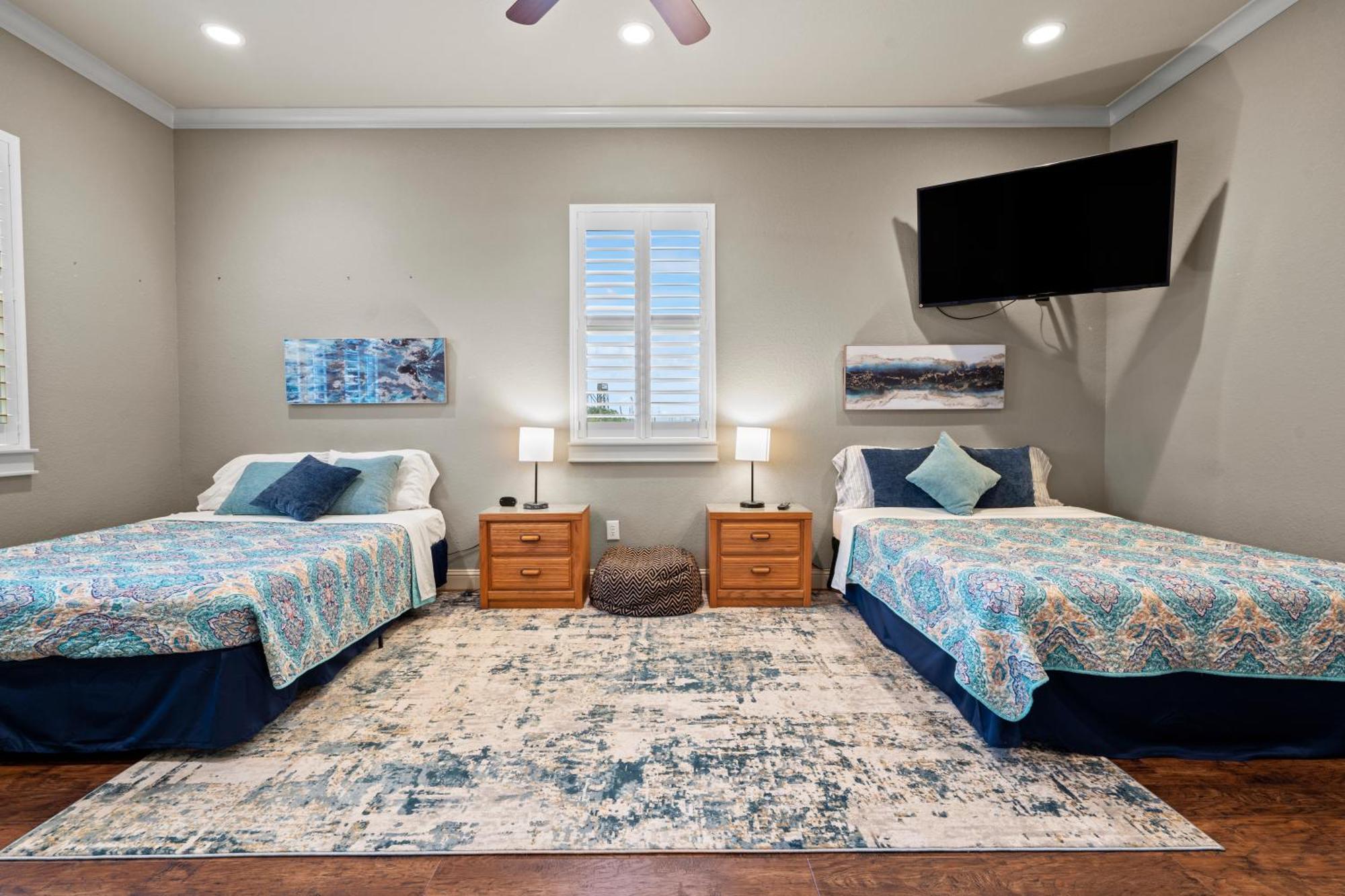 Luxury Waterfront Home Family And Pet Friendly Near Surfside Beach 11 Mins 프리포트 외부 사진